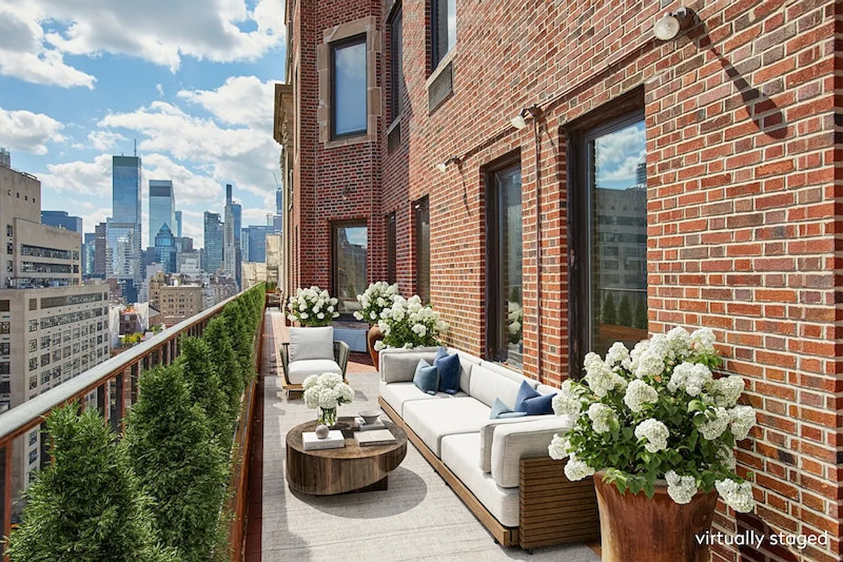 720 Park Ave Unit PH13A  