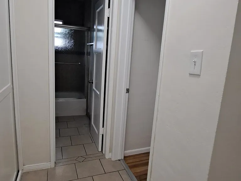 115 E Tamarack Ave #4 — Photo 13
