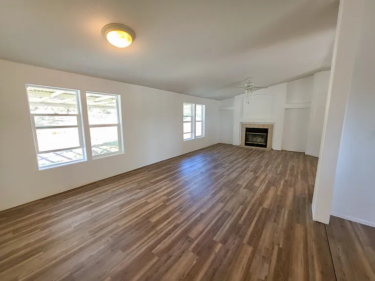 25120 Charina Rd — Photo 27