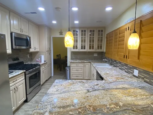 6065 E Calle Cedro, Anaheim, CA 92807