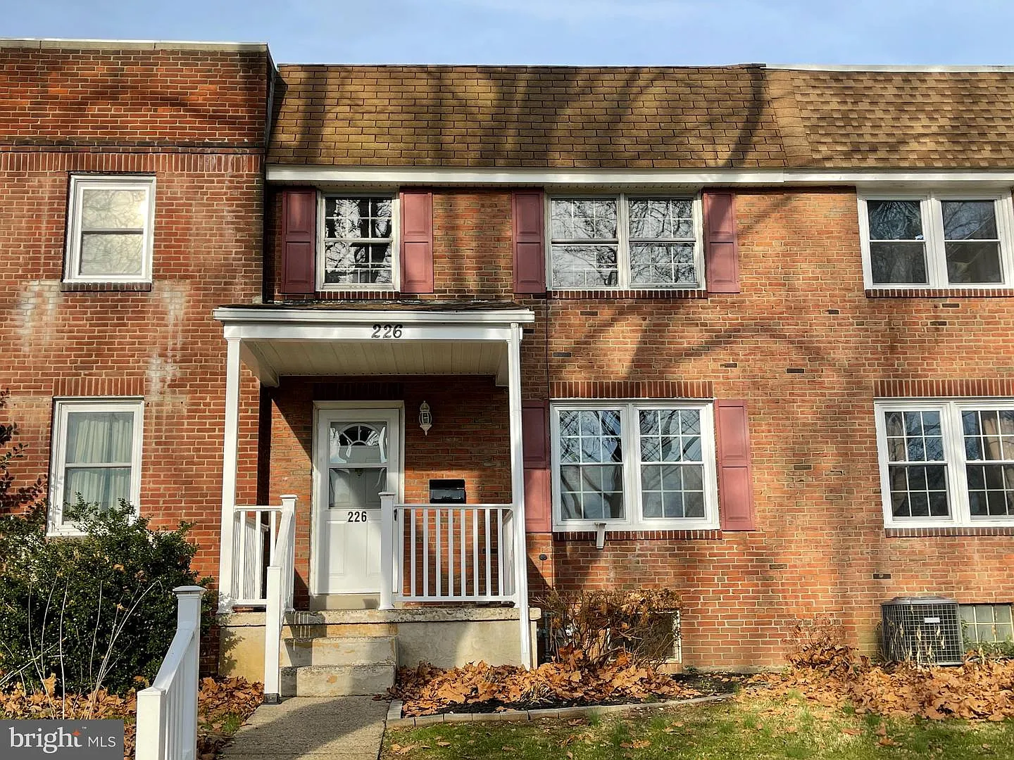 226 Sycamore Rd photo 1