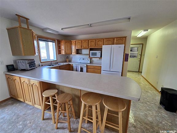 5th image of 523 Maxwell DRIVE