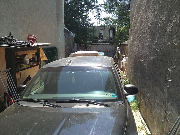 3rd image of 2142 E Cambria St
