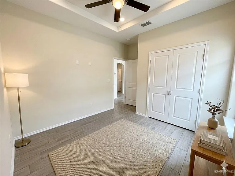 4907 N Hiawatha Dr #4 — Photo 8