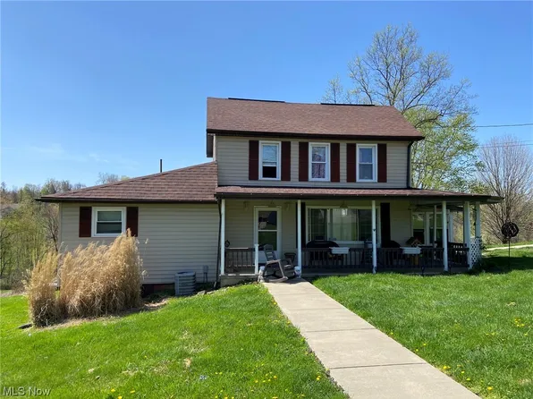 71040 Sharon Rd, Bridgeport, OH 43912