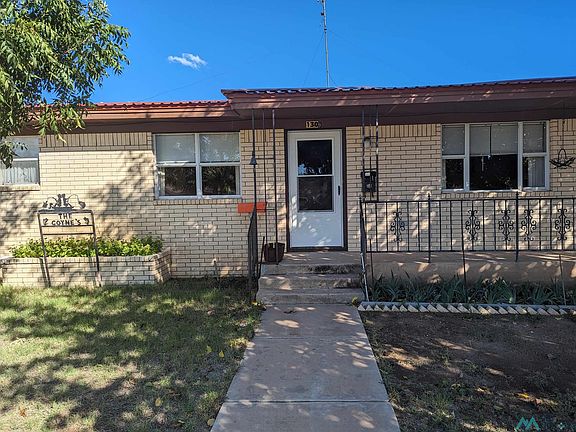 2nd image of 1309 S Avenue B