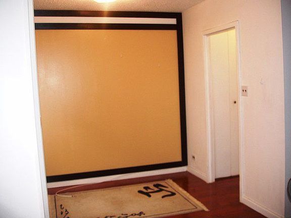 Entrance to Bathroom