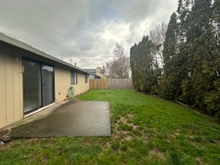 16265 NW Lyndel Ln — Photo 17
