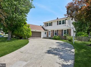 649 Cornwallis Dr, Mount Laurel, NJ 08054
