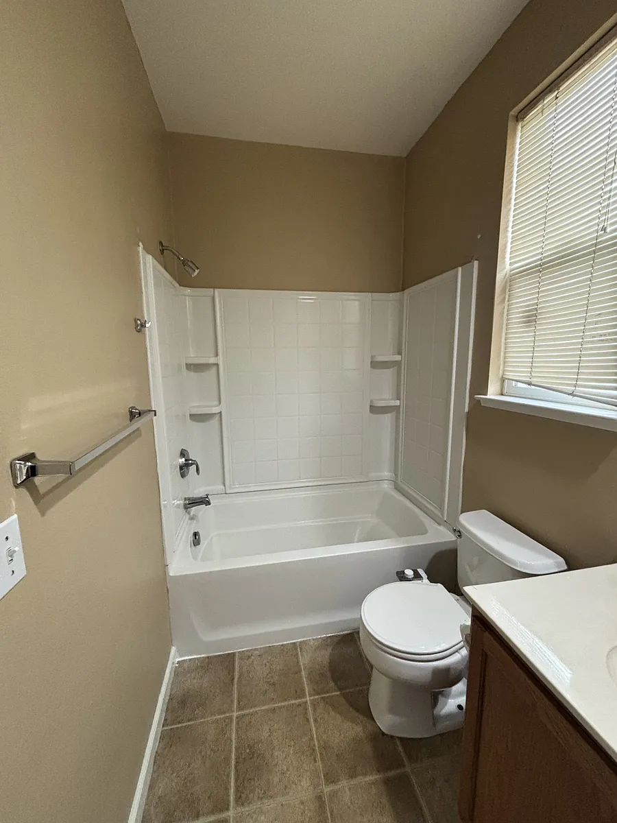 Building Photo - 1298 Orion Ct