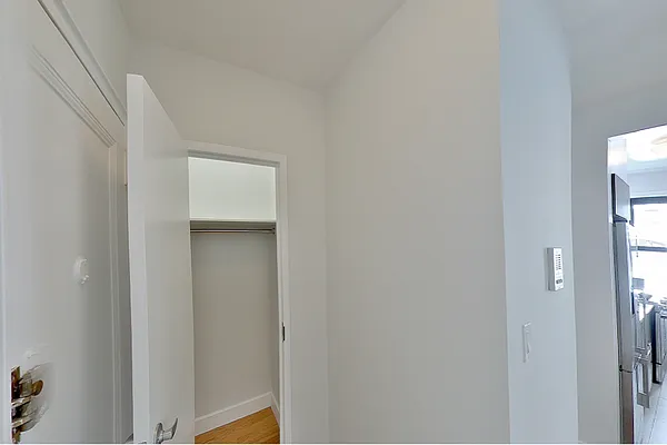 Rented by Stonehenge NYC LLC | media 6