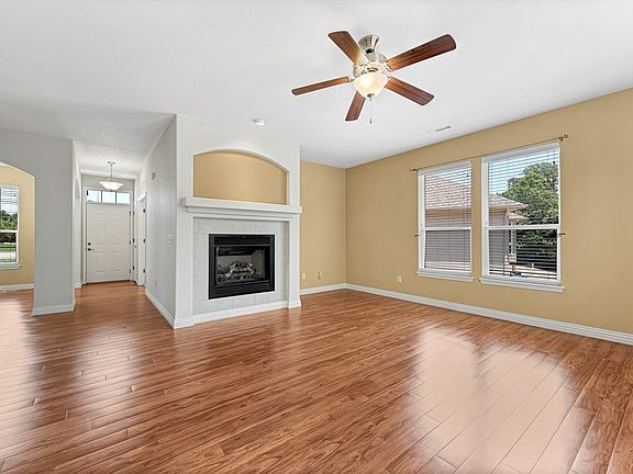 5th image of 2 Parkridge Dr