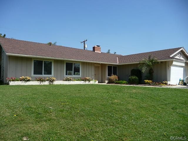 1st image of 2867 E Standish Ave