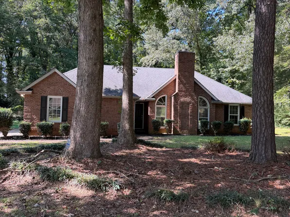 103 Lakeview Ln, Stockbridge, GA 30281