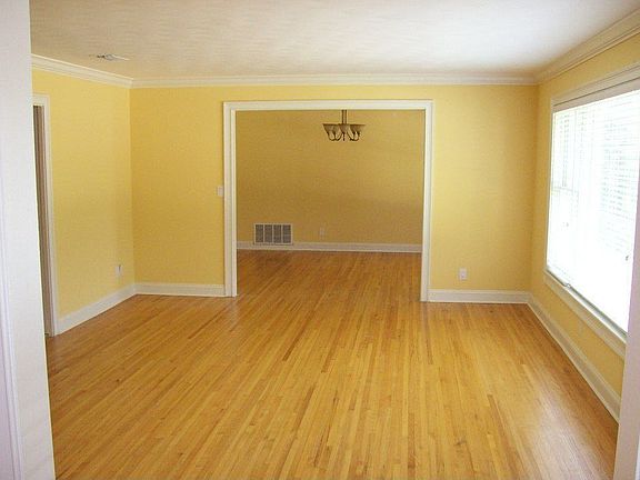 Living/Dining Rooms 
