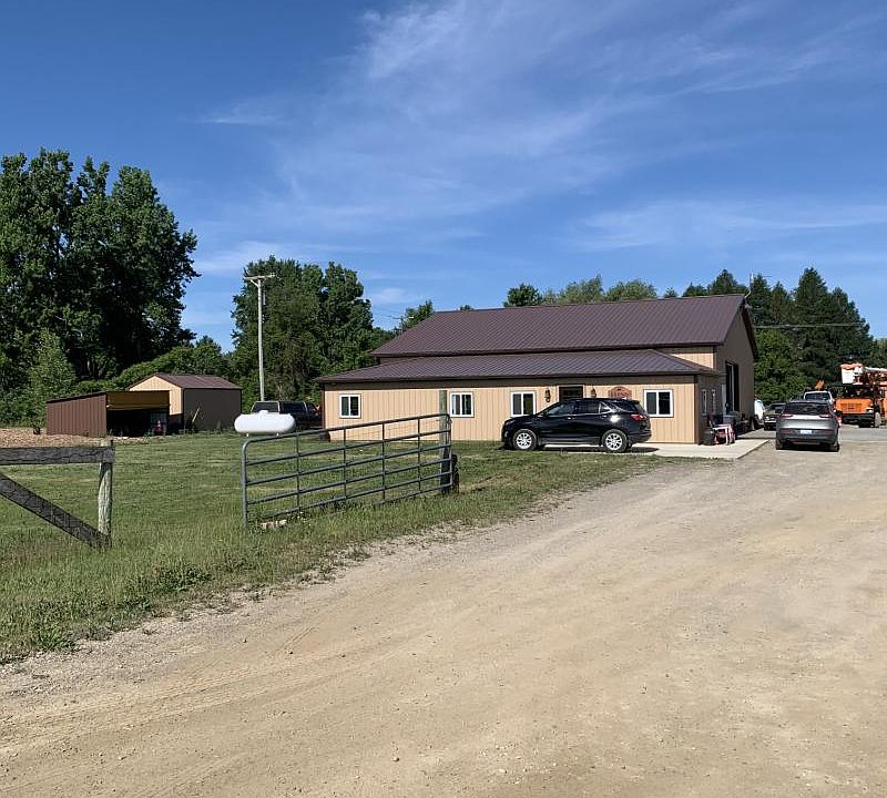 1st image of 3973 Gosline Rd