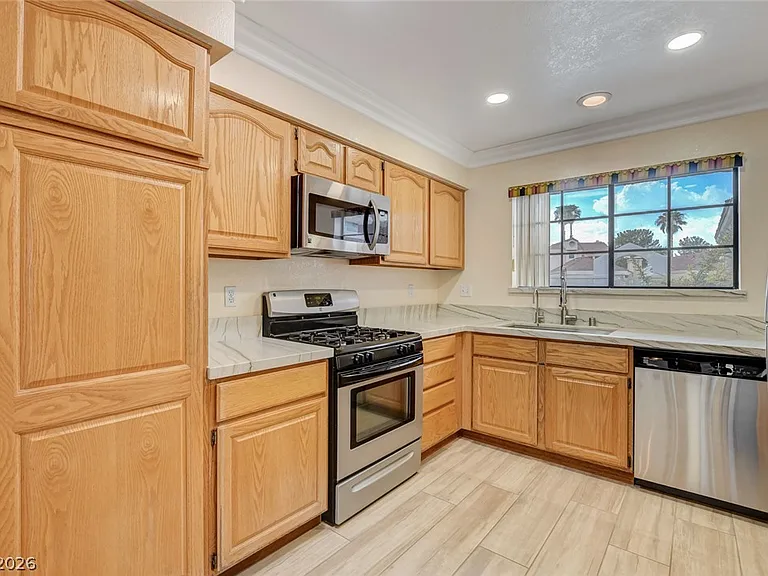5228 Crooked Sky Cir — Photo 26