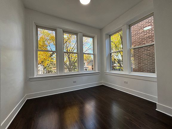 5th image of 4148 N Richmond St
