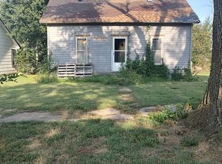 418 S Union St, Stafford, KS 67578