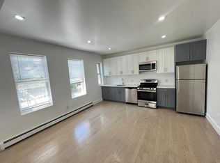 2 Meadow St #7E, Bayonne, NJ 07002