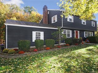 23 Cardinal Ln, Wilton, CT 06897