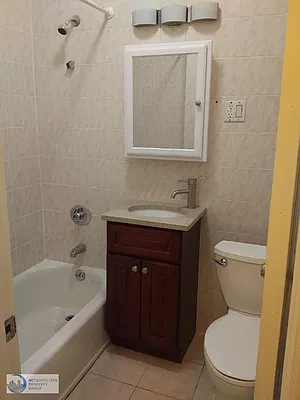Rented by Metropolitan Property Group | media 10