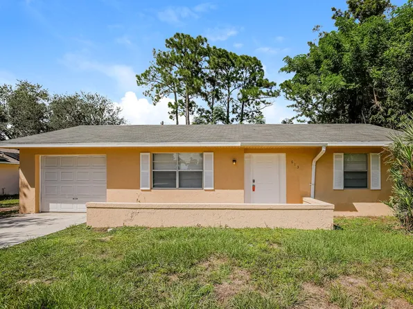 613 SE Starfish Ave, Port Saint Lucie, FL 34983