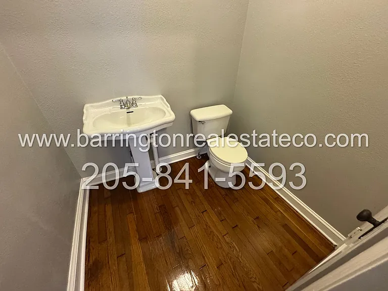 1225 Elizabeth Ave — Photo 6