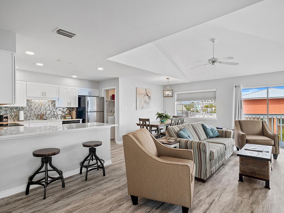 1st image of 705 Gulf Shore Dr Unit 305
