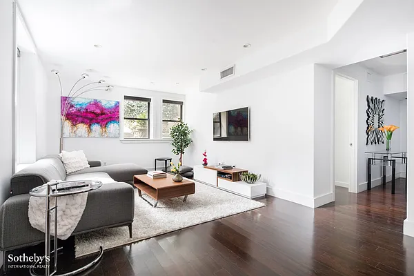 Rented by Sotheby's International Realty | media 15