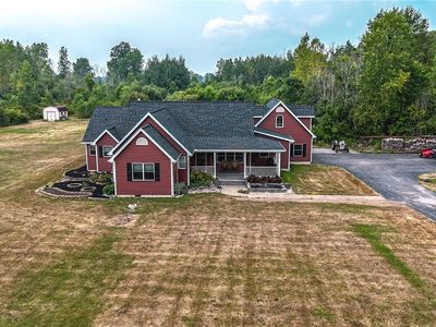 7570 Cedar St, Akron, NY, 14001