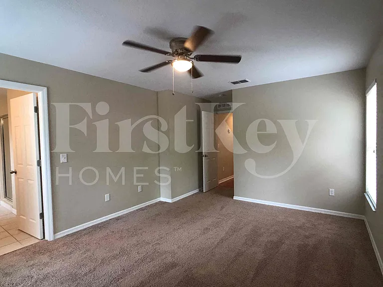 1736 W Pine St — Photo 18