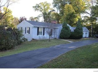 11983 Old Saint Charles Rd, Bridgeton, MO 63044