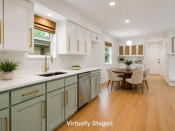 3rd image of 7054 Arboreal Dr