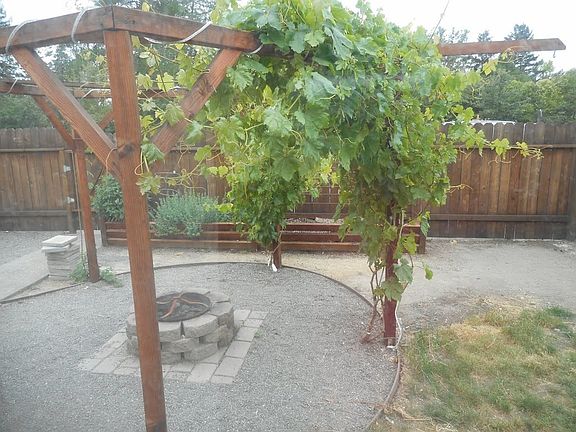5th image of 149 Donna Dr