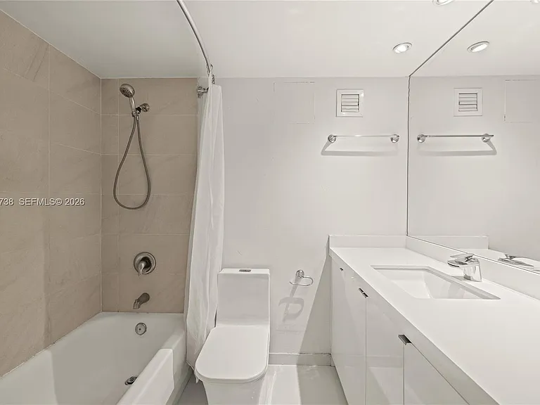 1200 West Ave #622 — Photo 23