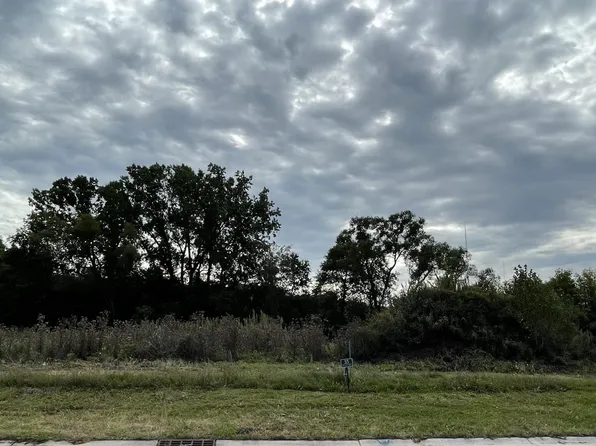 1764 Bobby Jones Dr #35, De Pere, WI 54115