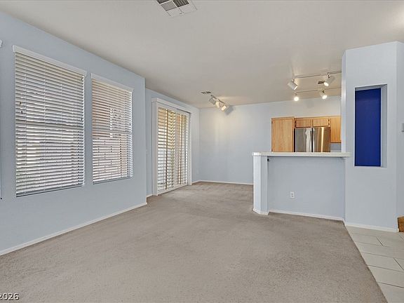 4th image of 251 S Green Valley Pkwy Unit 3811