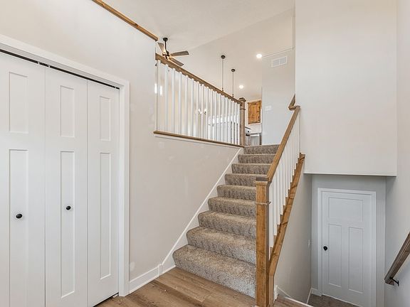 2nd image of 8133 Hummingbird Ln #D7okti