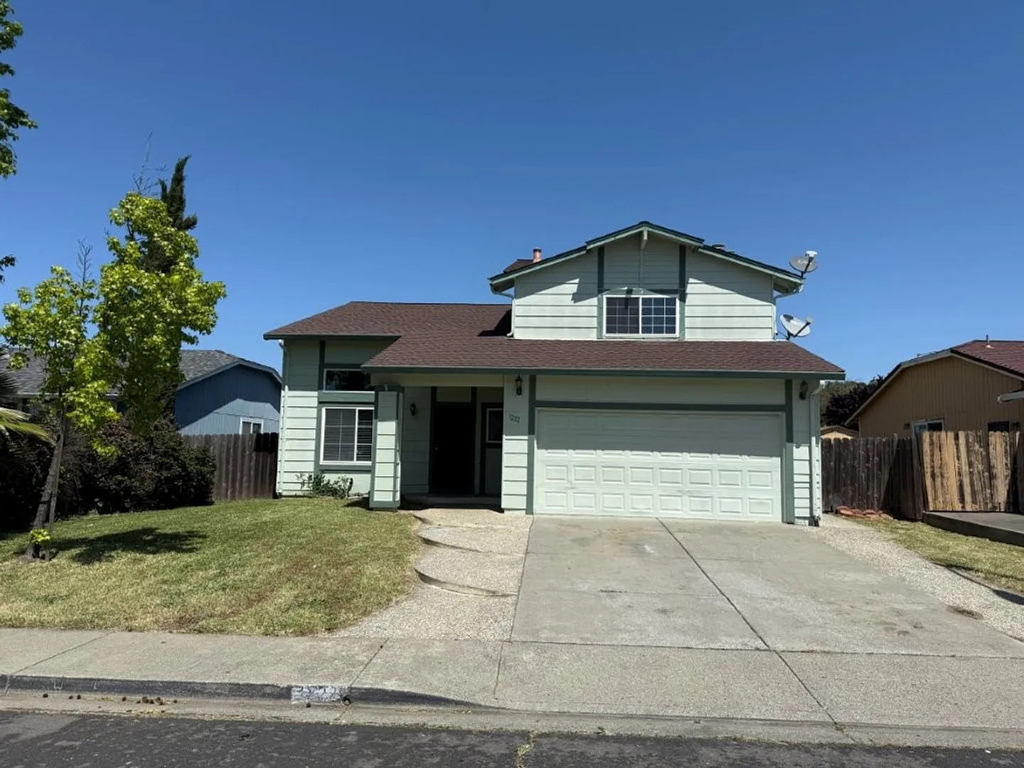 1222 Rebecca Dr photo 1