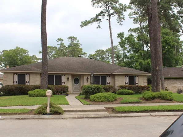 3702 Savell Dr, Baytown, TX 77521