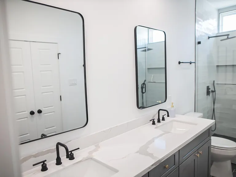 Primary main bathroom.