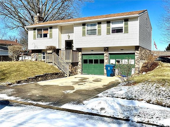 5th image of 120 Buffalo Dr
