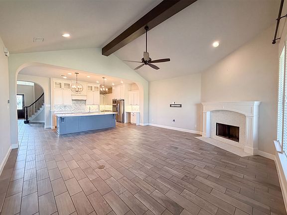 3rd image of 15133 Seventeen Lakes Blvd