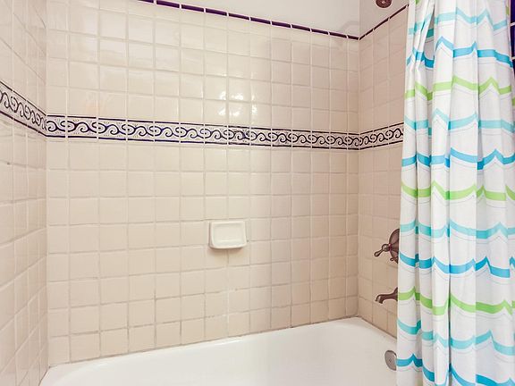 3rd image of 9965 E Rosewood St