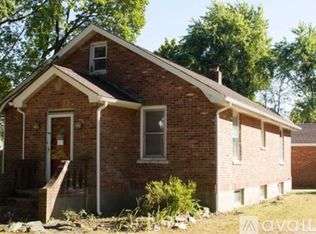 568 Mill Rd, Coram, NY 11727