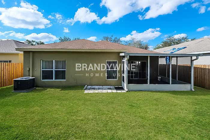747 Star Pointe Dr — Photo 16