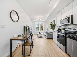 6 Bicknell Ave #1, Toronto, ON M6M 0B4