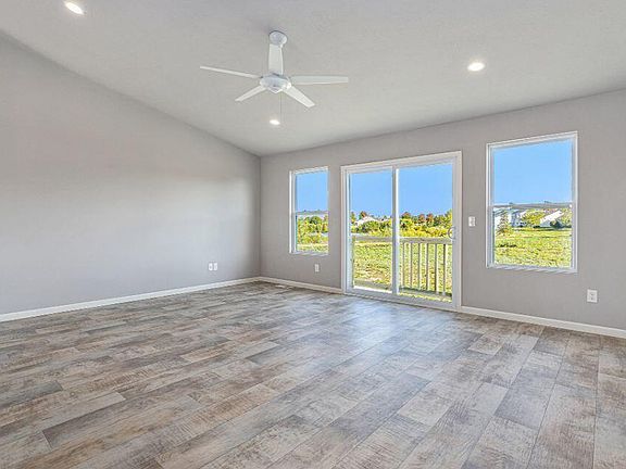 5th image of 8365 W Sturtevant Ave