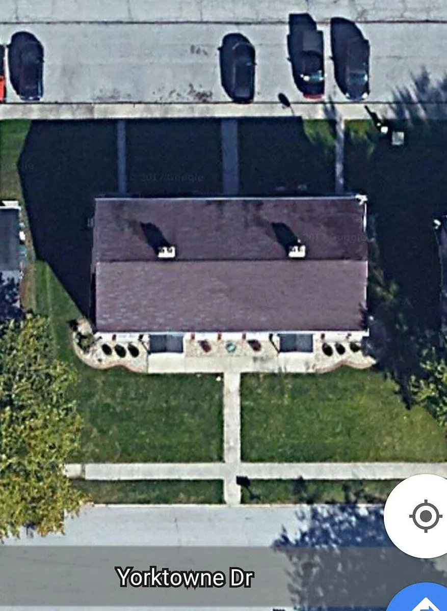 Aerial view of property - 2115 Yorktowne Dr